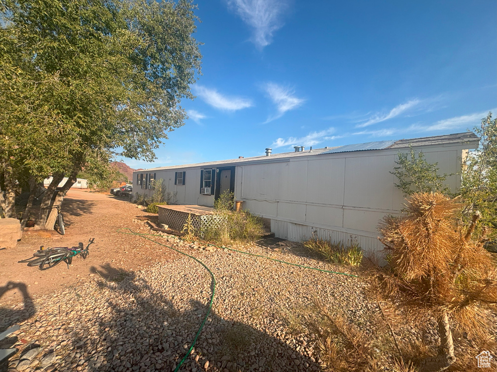 Photo 8 for MLS #2105880 at 2554 Old City Park