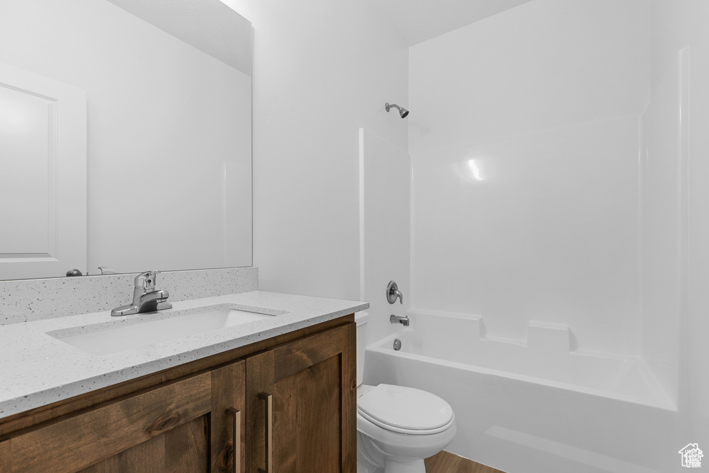 Photo 10 for MLS #2105886 at 2824 S Eagle Dr #9