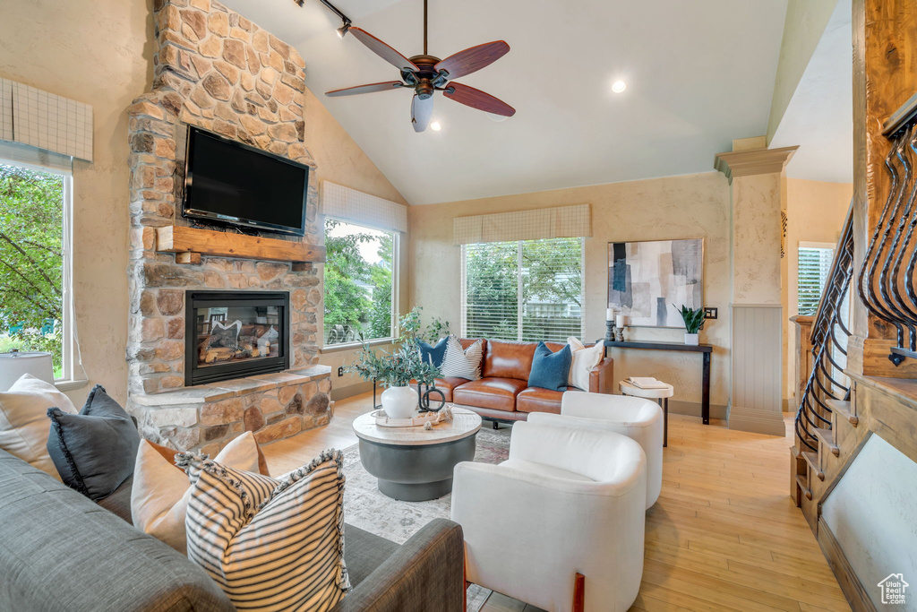 Photo 3 for MLS #2105889 at 415 S 650 East