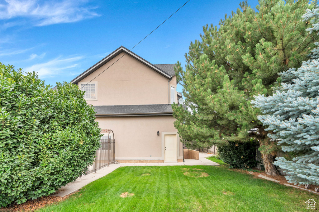 Photo 36 for MLS #2105889 at 415 S 650 East