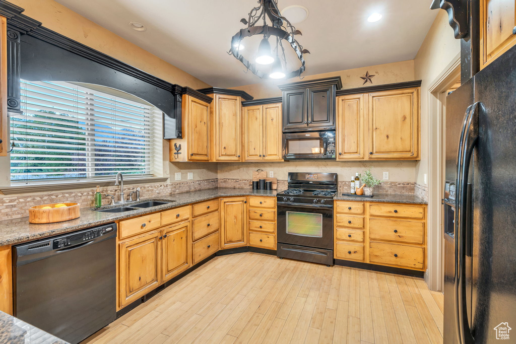 Photo 10 for MLS #2105889 at 415 S 650 East