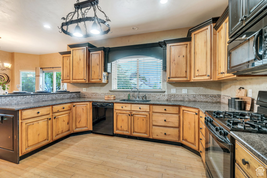 Photo 9 for MLS #2105889 at 415 S 650 East
