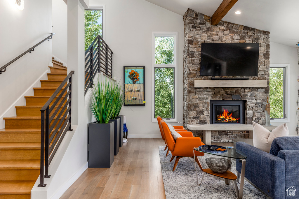 Photo 7 for MLS #2105893 at 158 Ridge Ave