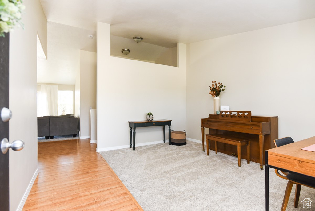 Photo 11 for MLS #2105903 at 1129 S Apricot Cir