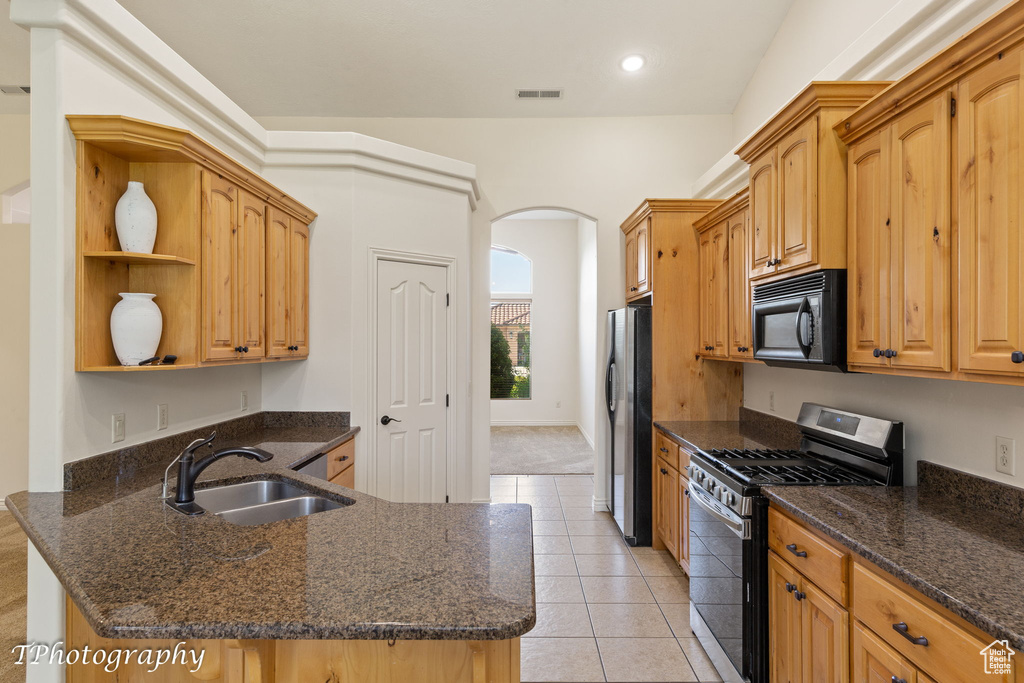 Photo 8 for MLS #2105932 at 753 E Castle Stone Dr