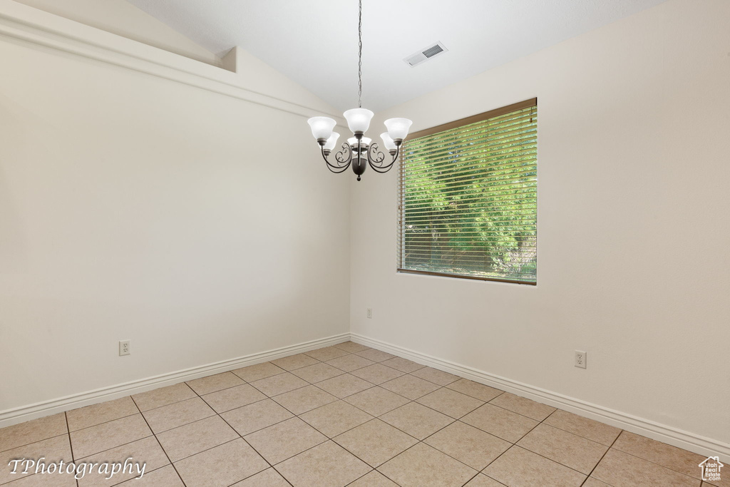 Photo 11 for MLS #2105932 at 753 E Castle Stone Dr