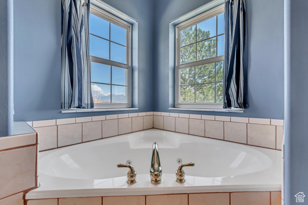 9043 N CEDAR PASS RD Eagle Mountain, UT 84005