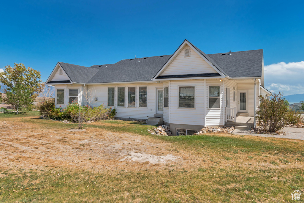 9043 N CEDAR PASS RD Eagle Mountain, UT 84005