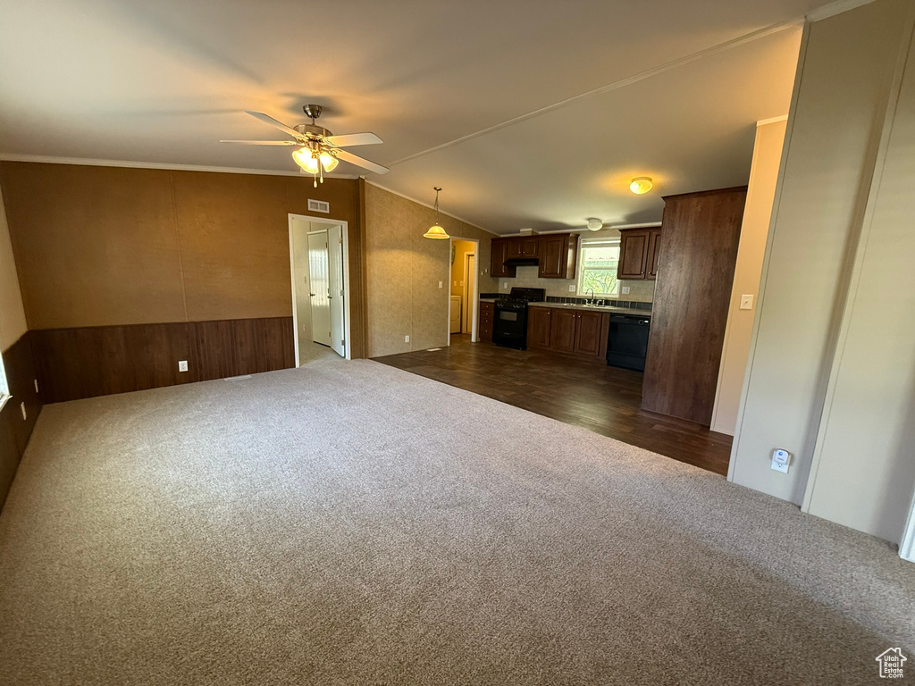 Photo 7 for MLS #2105939 at 330 Pellinore #43