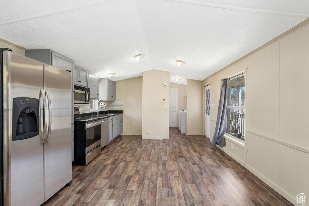 Photo 10 for MLS #2105945 at 7116 W Bendixon Dr #11