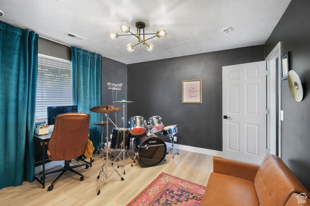 Photo 10 for MLS #2105953 at 2480 Oakridge Dr