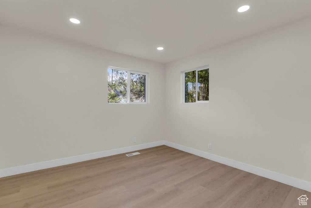 Photo 15 for MLS #2105960 at 3957 S 1000 East