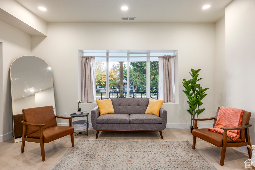Photo 8 for MLS #2105965 at 676 S 200 West
