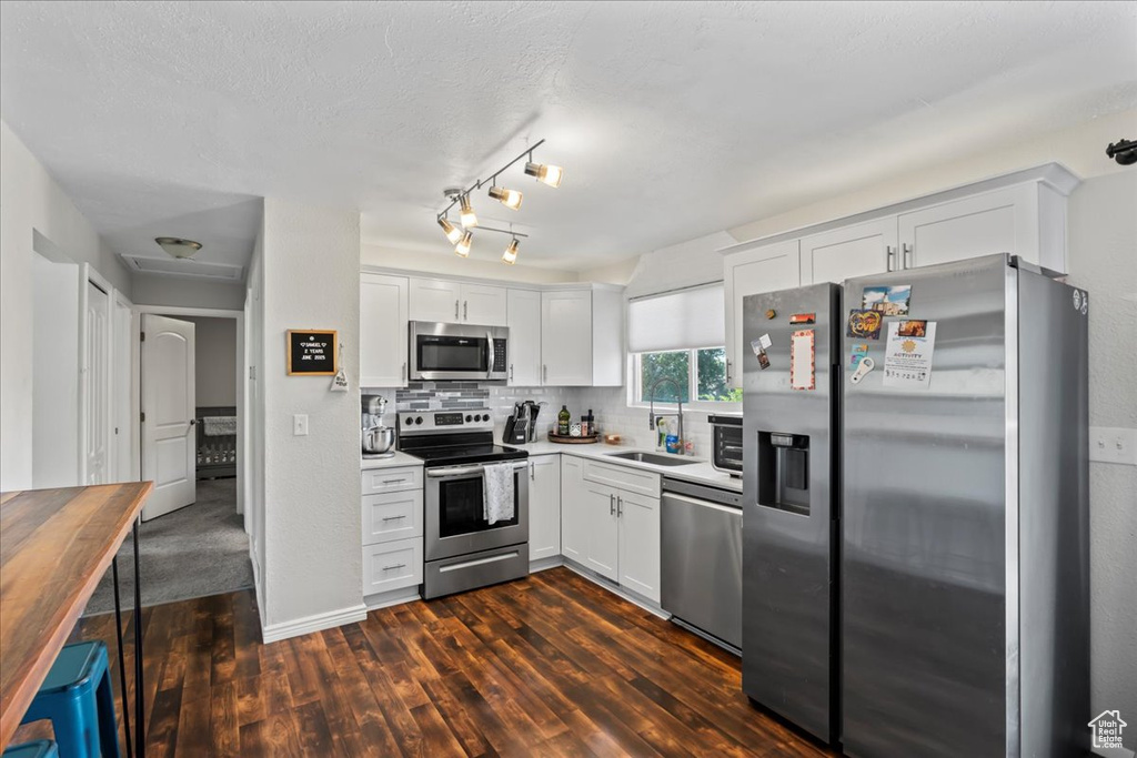 5929 W DRY BONE CIR Salt Lake City, UT 84118