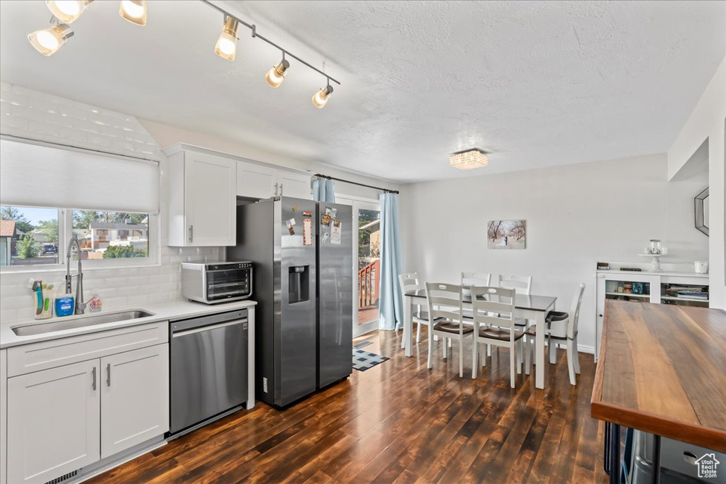 5929 W DRY BONE CIR Salt Lake City, UT 84118
