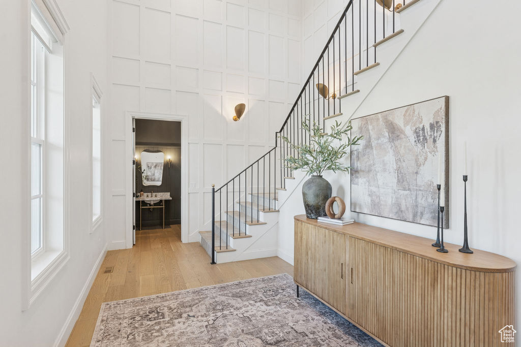 Photo 4 for MLS #2105989 at 520 N Pine Canyon Rd