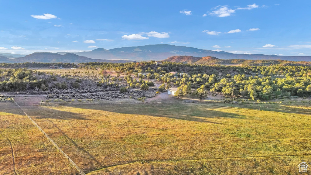 713 W EAGLE RNCH Teasdale, UT 84773