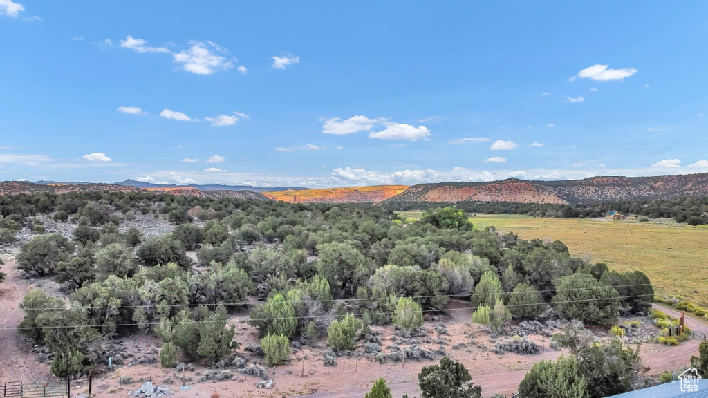 713 W EAGLE RNCH Teasdale, UT 84773