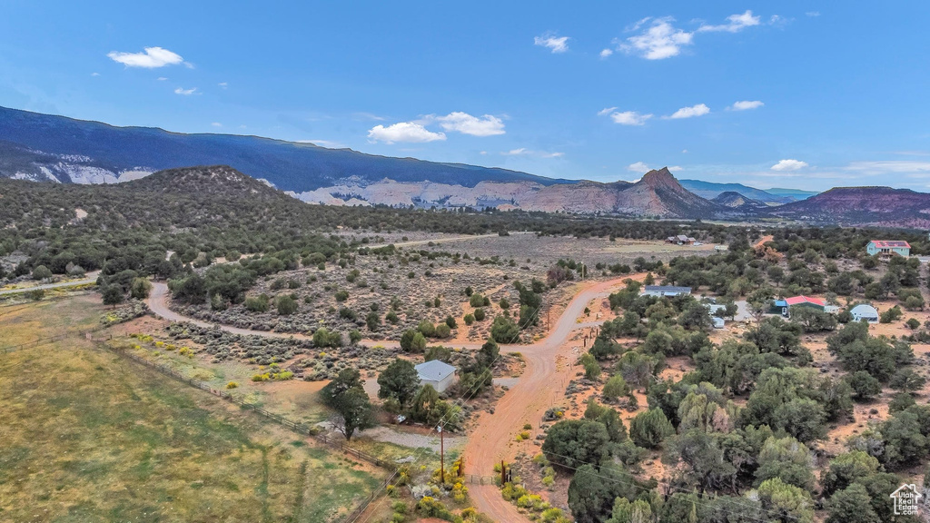 713 W EAGLE RNCH Teasdale, UT 84773
