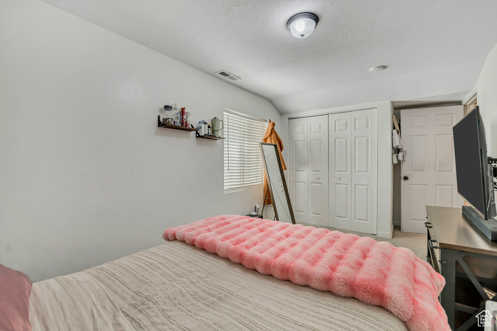 6248 S HIGH BLUFF DR West Valley City, UT 84118