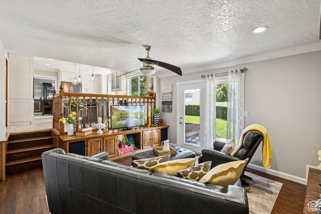1601 W 4450 S Roy, UT 84067