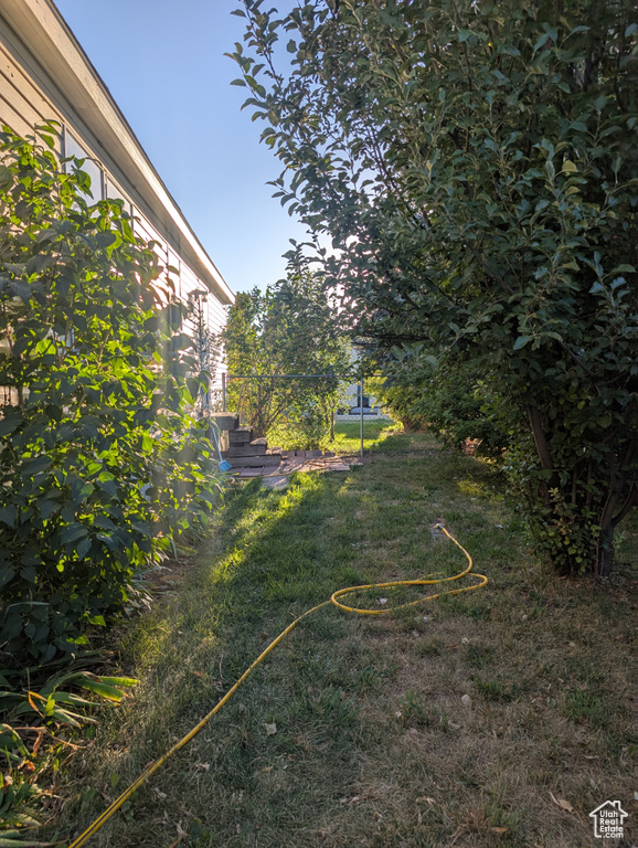 Photo 19 for MLS #2106036 at 12 Sunrise Dr