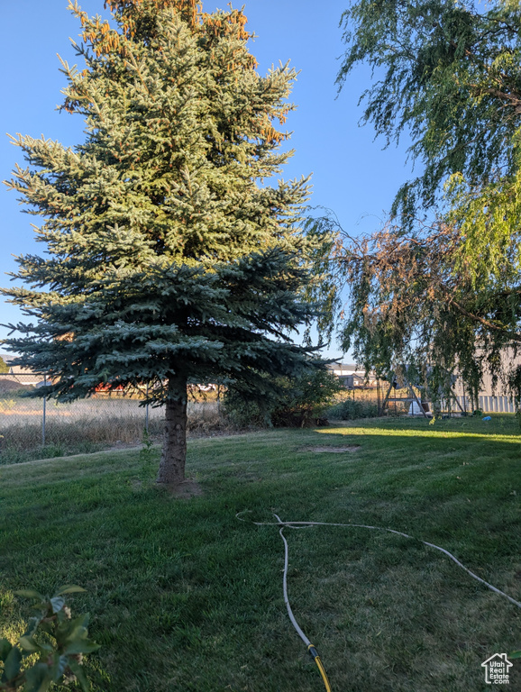 Photo 20 for MLS #2106036 at 12 Sunrise Dr