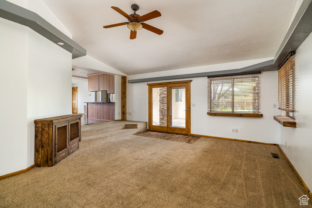 Photo 10 for MLS #2106045 at 709 W Bartlett Cir
