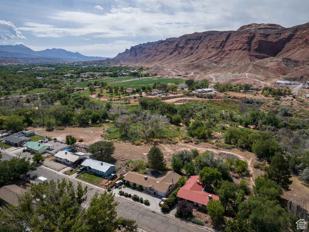 Photo 20 for MLS #2106045 at 709 W Bartlett Cir