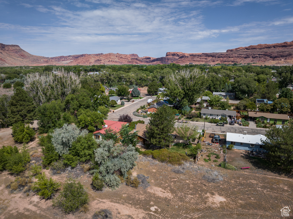 Photo 19 for MLS #2106045 at 709 W Bartlett Cir