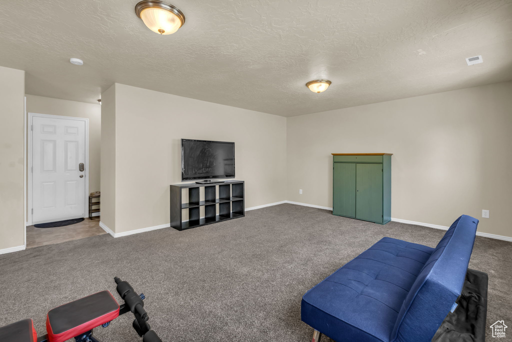Photo 9 for MLS #2106047 at 158 N Walton Ct