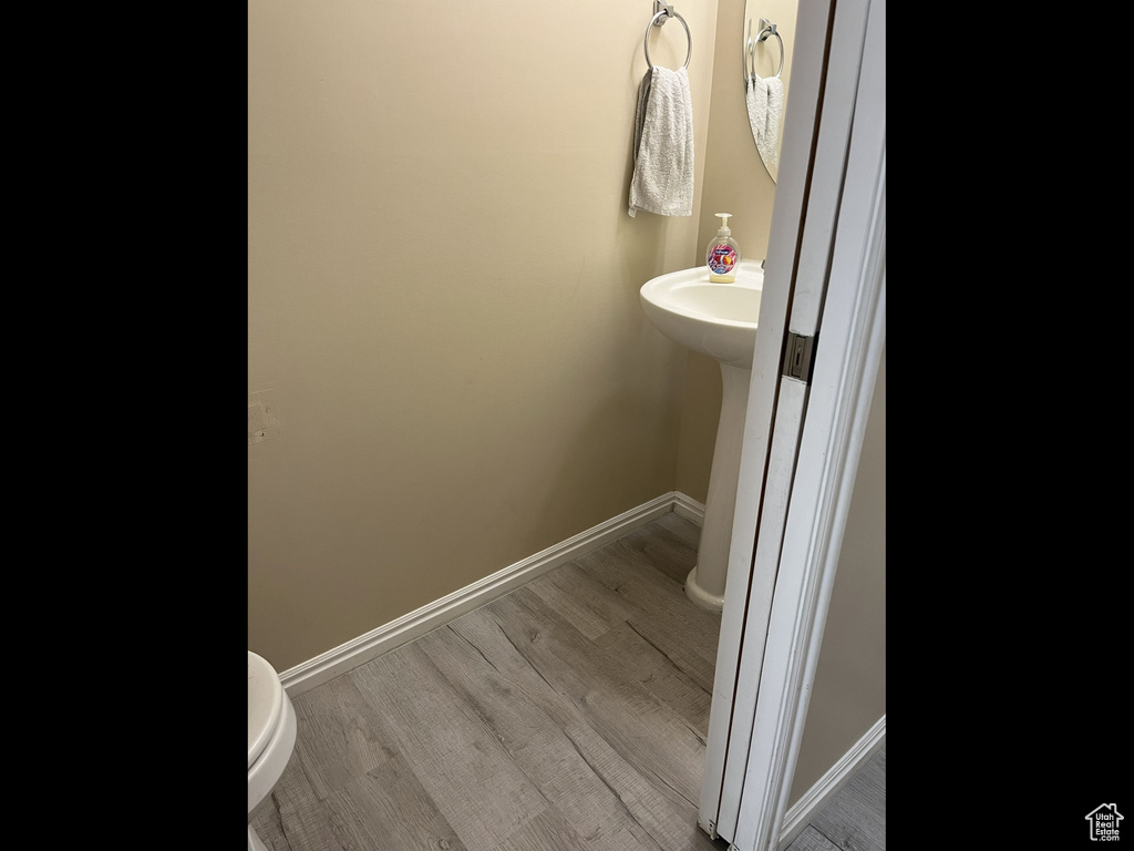 Photo 11 for MLS #2106047 at 158 N Walton Ct
