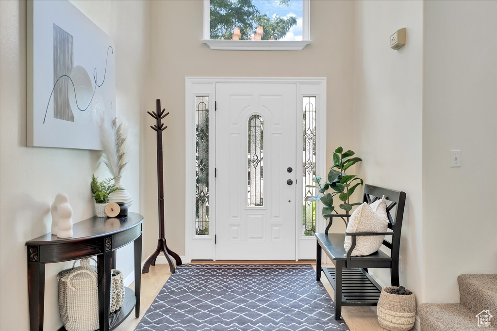 Photo 4 for MLS #2106066 at 462 E 520 South