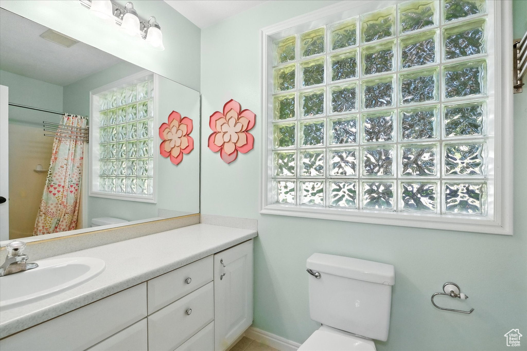 Photo 17 for MLS #2106066 at 462 E 520 South