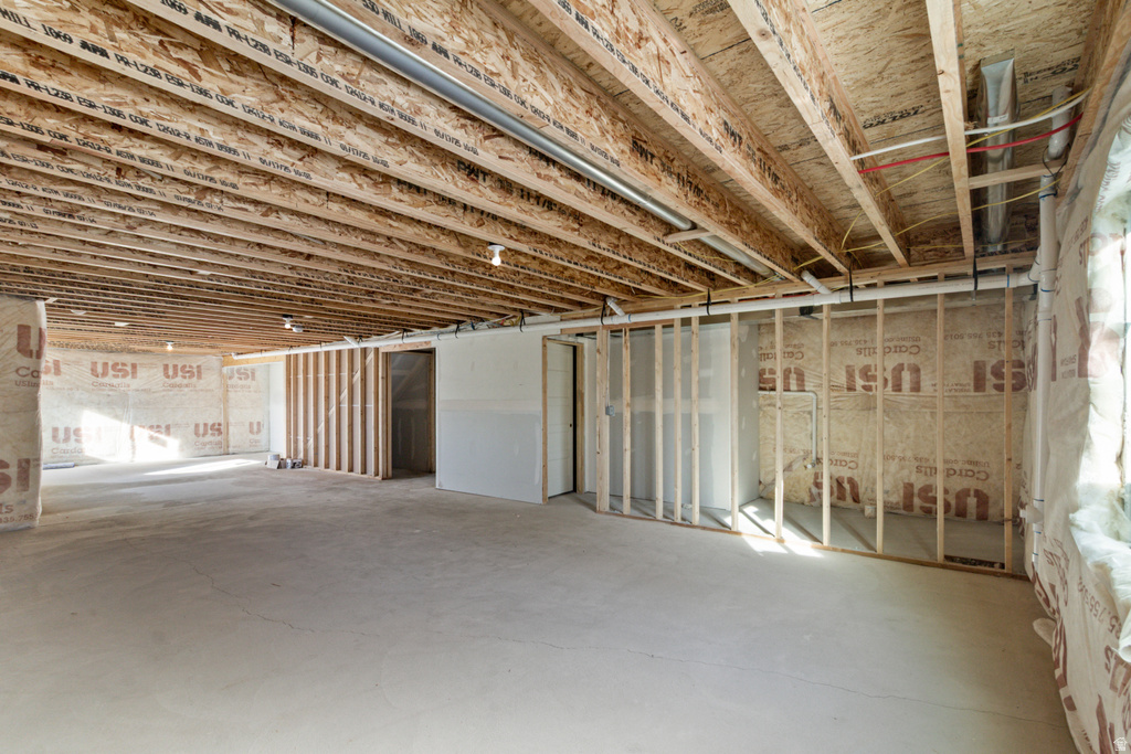 42 E 200 S Wellsville, UT 84339