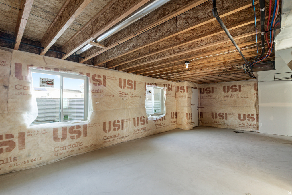 42 E 200 S Wellsville, UT 84339