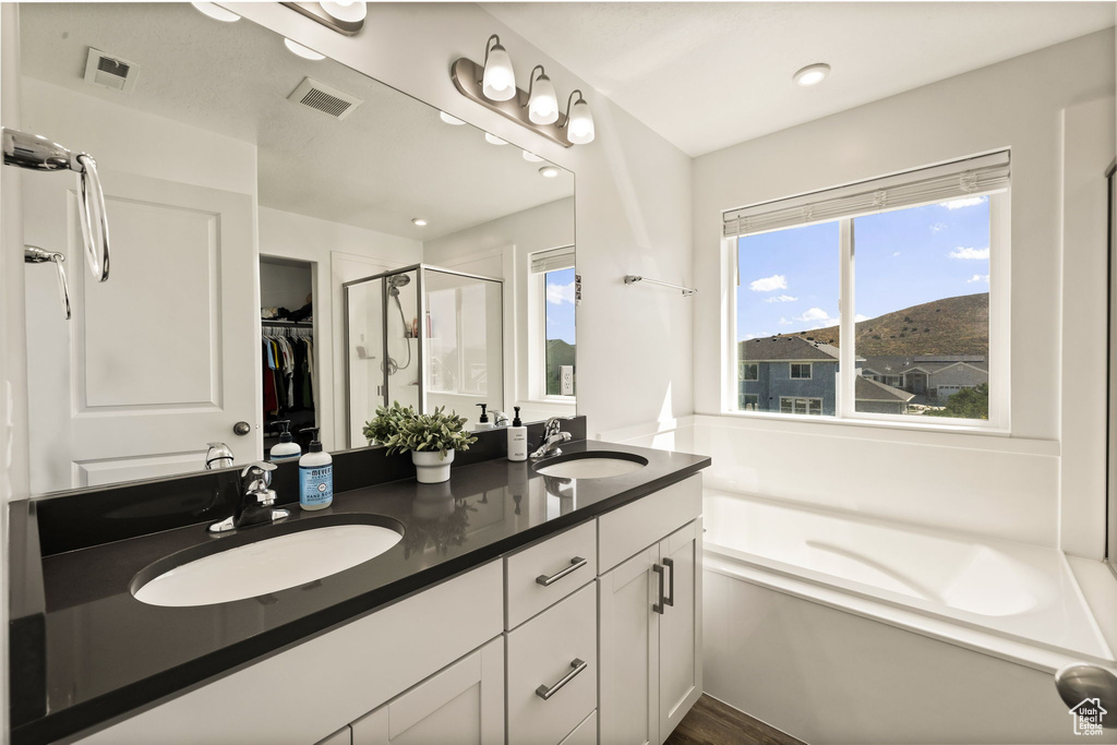 Photo 24 for MLS #2106106 at 7940 N Seattle Slew Rd #701
