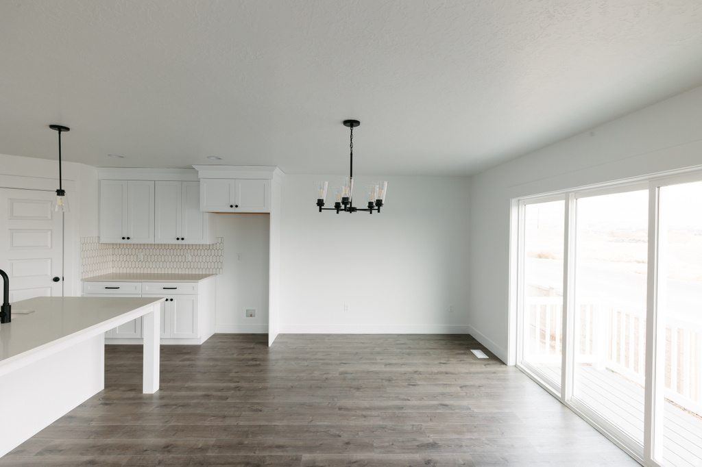 1044 N 3620 W #205 Lehi, UT 84043