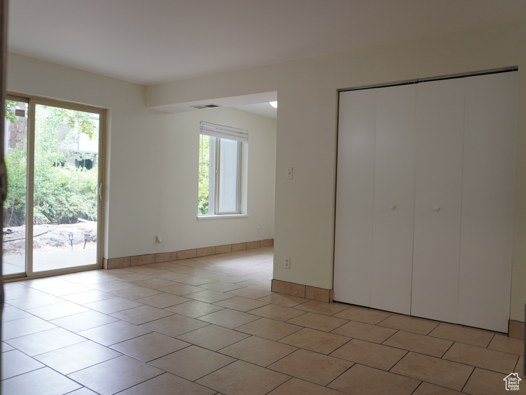 Photo 6 for MLS #2106116 at 450 E Creekside Cir #B