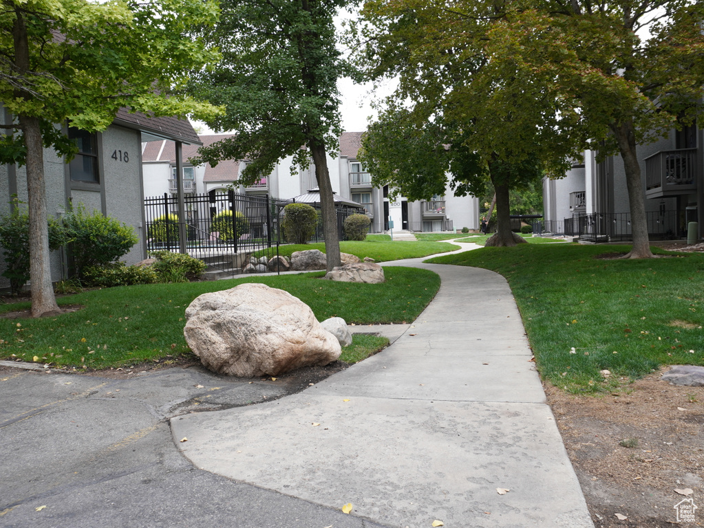 Photo 26 for MLS #2106116 at 450 E Creekside Cir #B