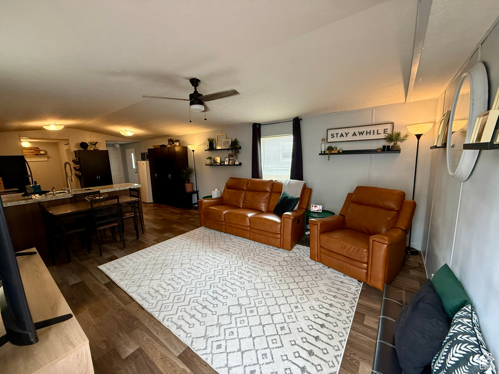 Photo 7 for MLS #2106138 at 275 N Main St #31