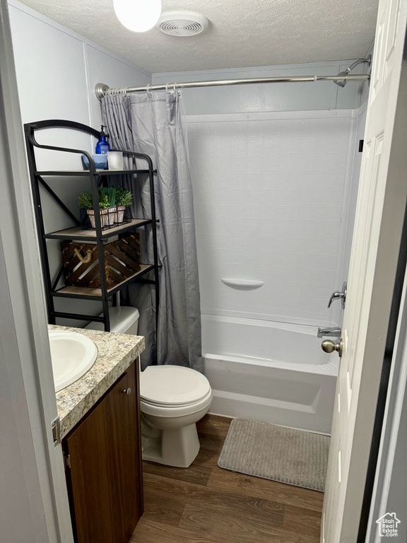 Photo 10 for MLS #2106138 at 275 N Main St #31