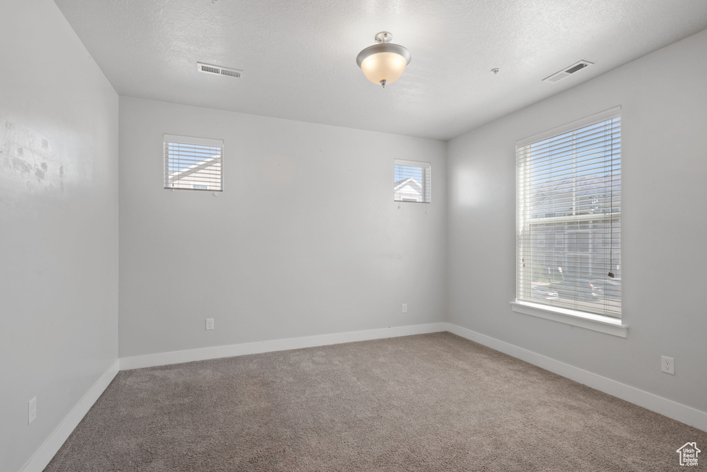 Photo 17 for MLS #2106140 at 633 N Sun Peak Dr