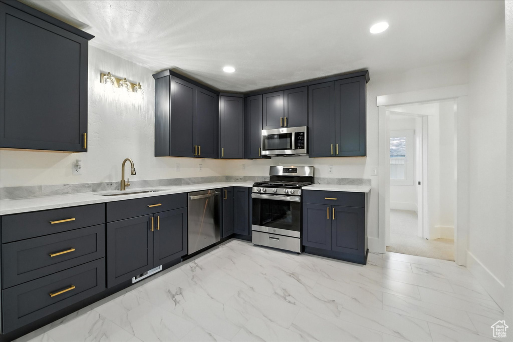 325 W 300 N Hyrum, UT 84319