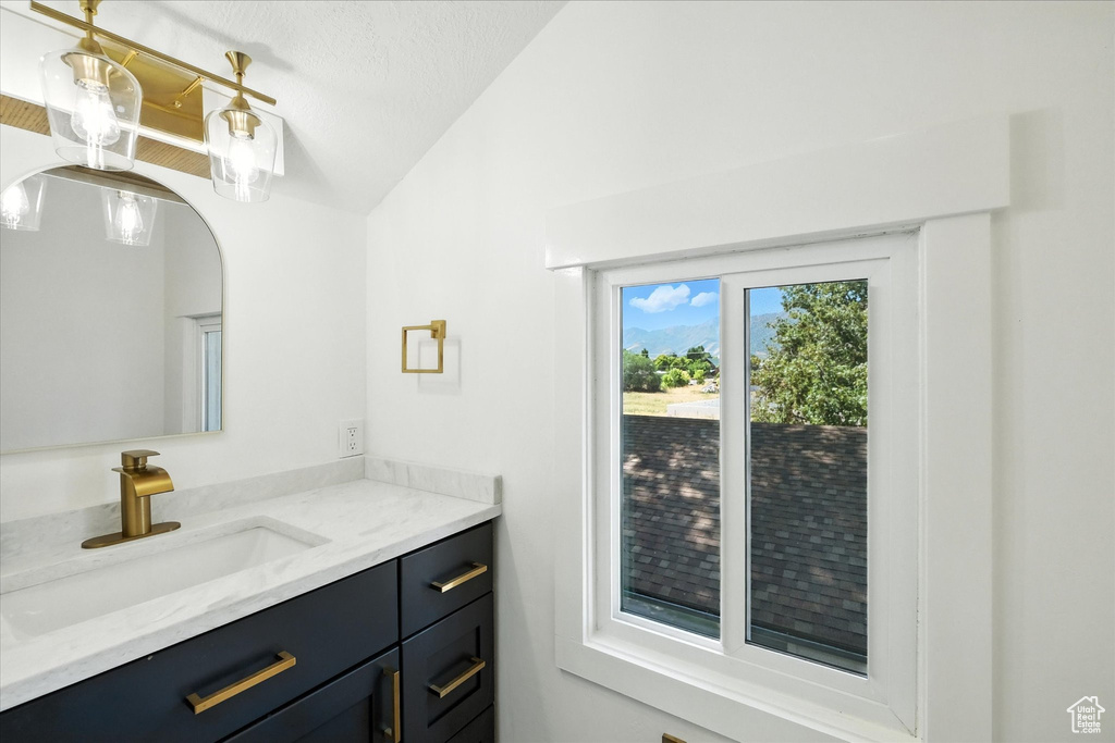 325 W 300 N Hyrum, UT 84319