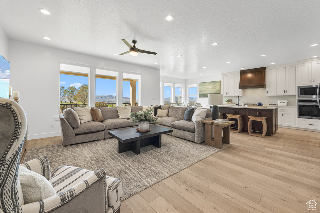 Photo 8 for MLS #2106149 at 2662 Eagle Dr #01