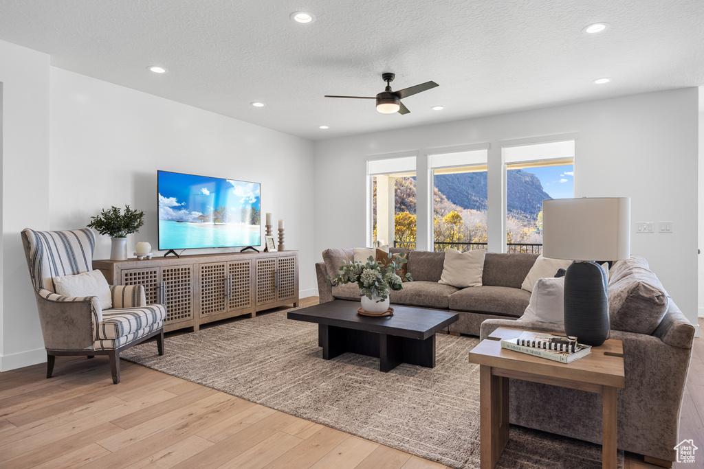 Photo 7 for MLS #2106149 at 2662 Eagle Dr #01
