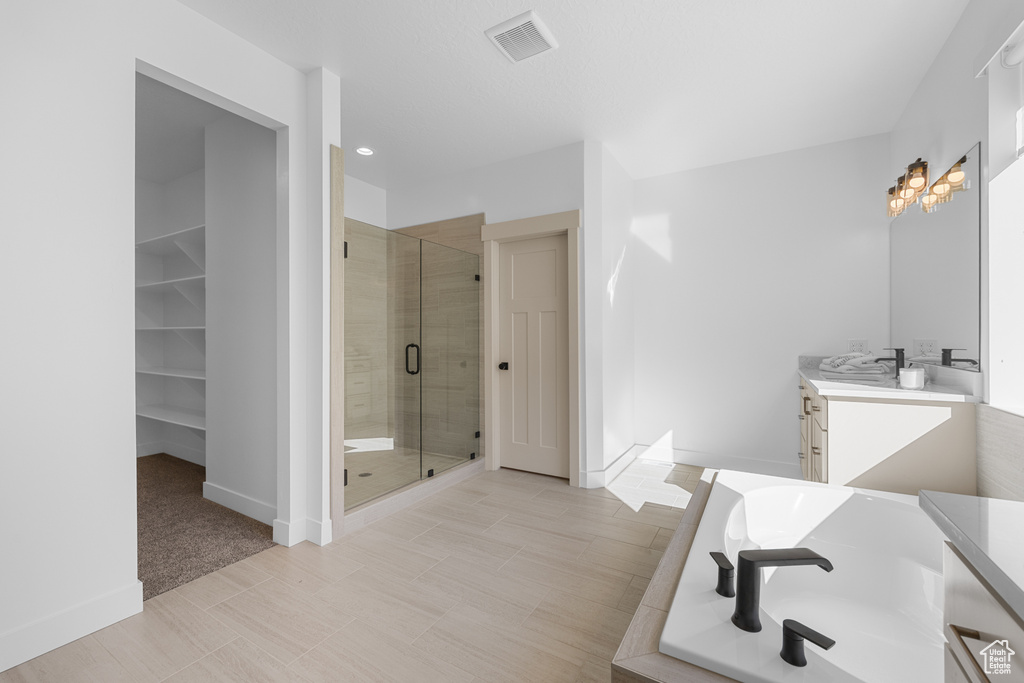 Photo 15 for MLS #2106149 at 2662 Eagle Dr #01
