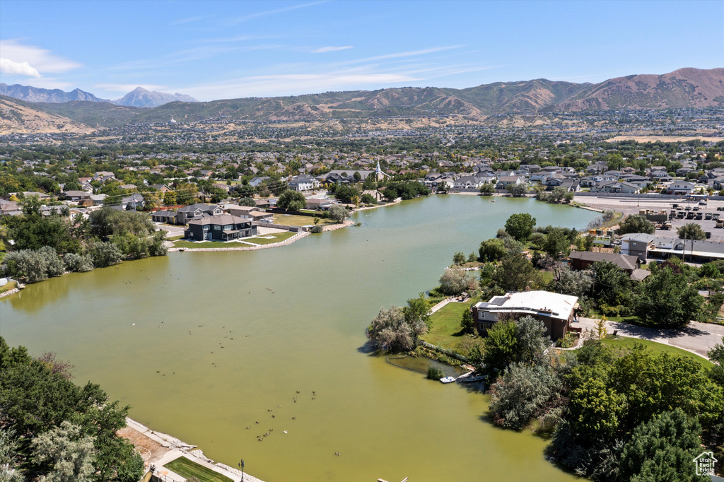 172 E HOLLYBROOK CV Draper, UT 84020