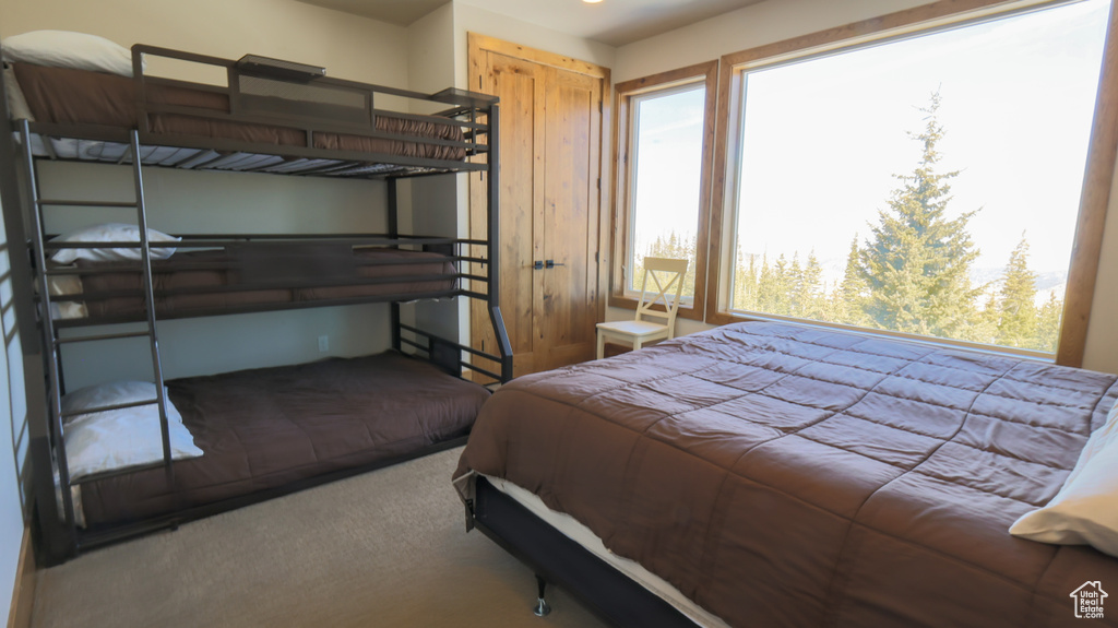 Photo 16 for MLS #2106181 at 819 E Autumn Dr